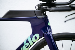 Road bike Cervelo P 105 Di2 28" Deep Dahlia (2025)