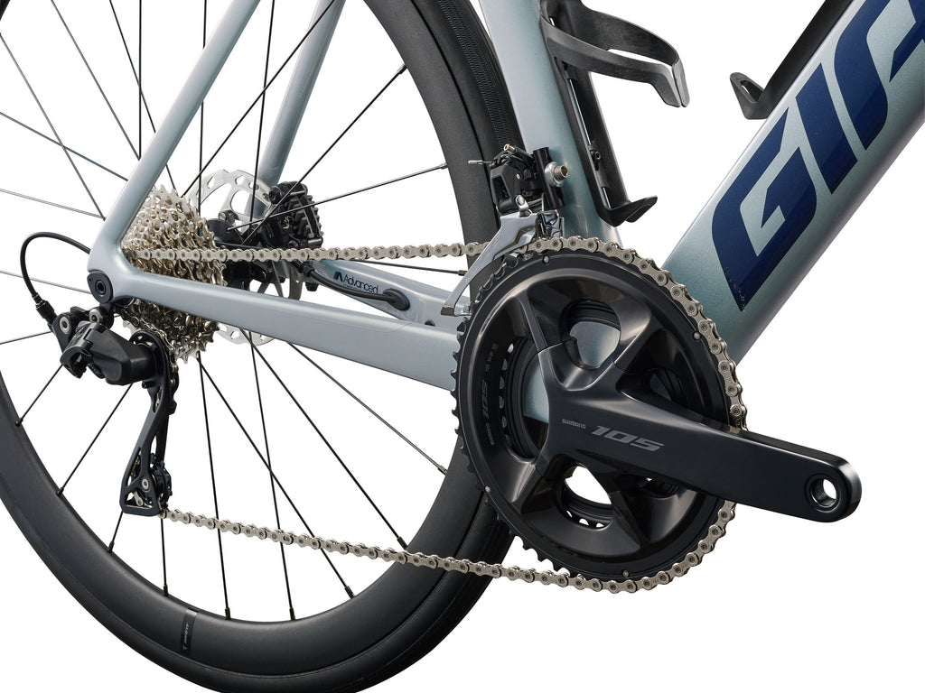 Road bike Giant Propel Advanced 2 28" Supernova (2026)